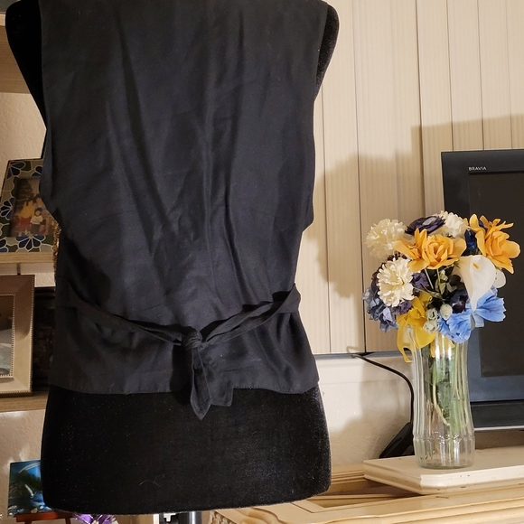 Indian inspired beaded sleeveless vest - Picture 3 of 3